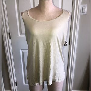 3/$20 Wynne Layers sleeveless top